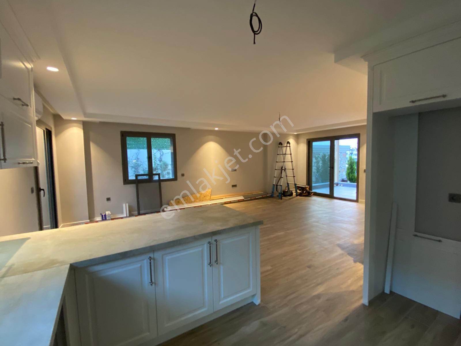 Ulukent Kent'2 De Satılık Site İçi 3 Katlı Taş Tribleks Villa - Görsel 17