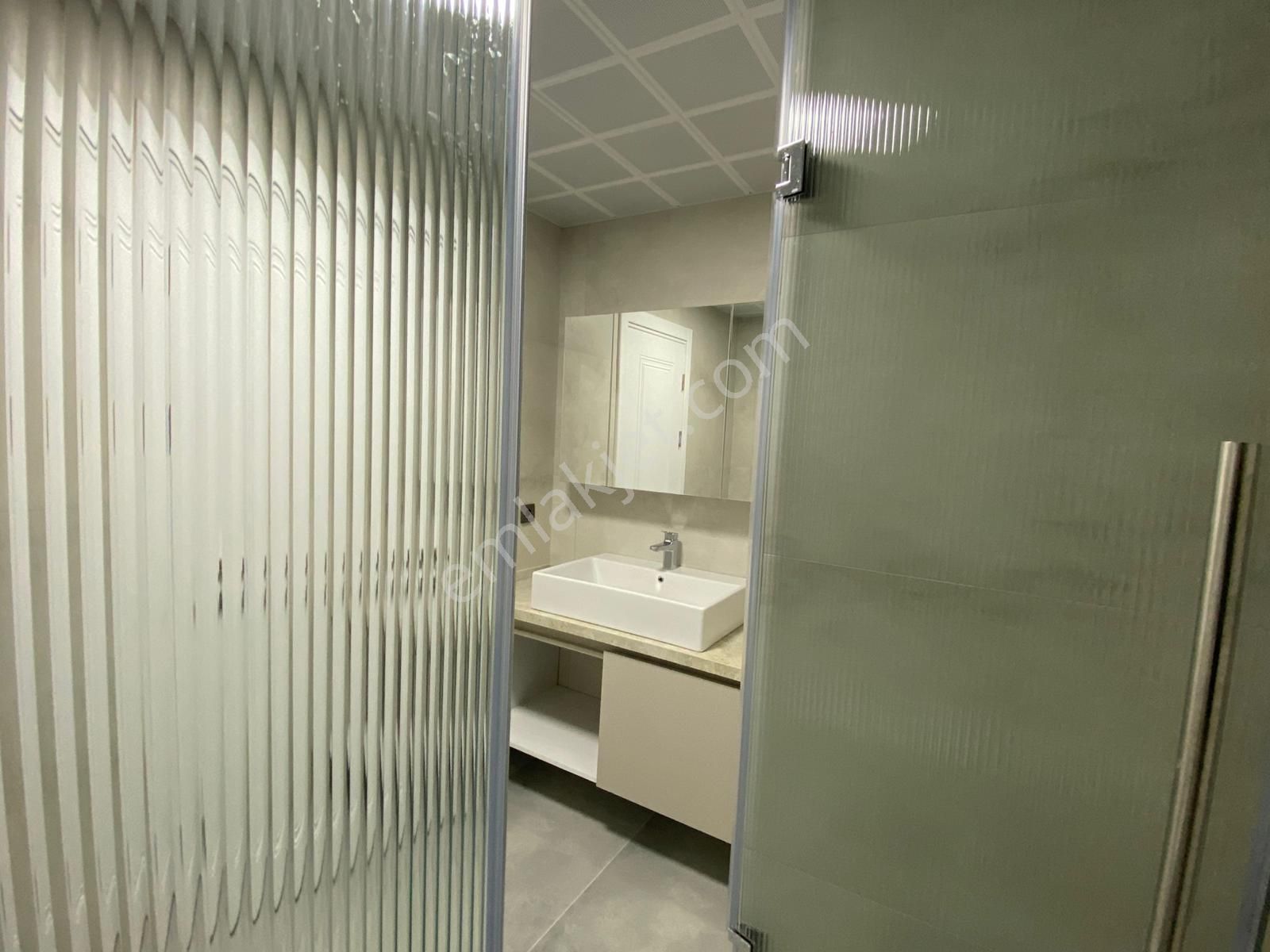 Ulukent Kent'2 De Satılık Site İçi 3 Katlı Taş Tribleks Villa - Görsel 24