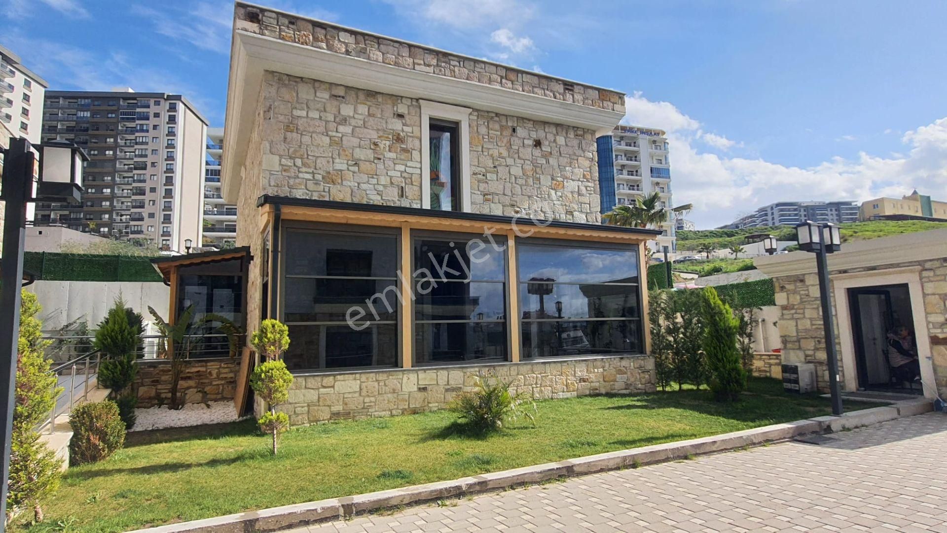 Ulukent Kent'2 De Satılık Site İçi 3 Katlı Taş Tribleks Villa - Görsel 3
