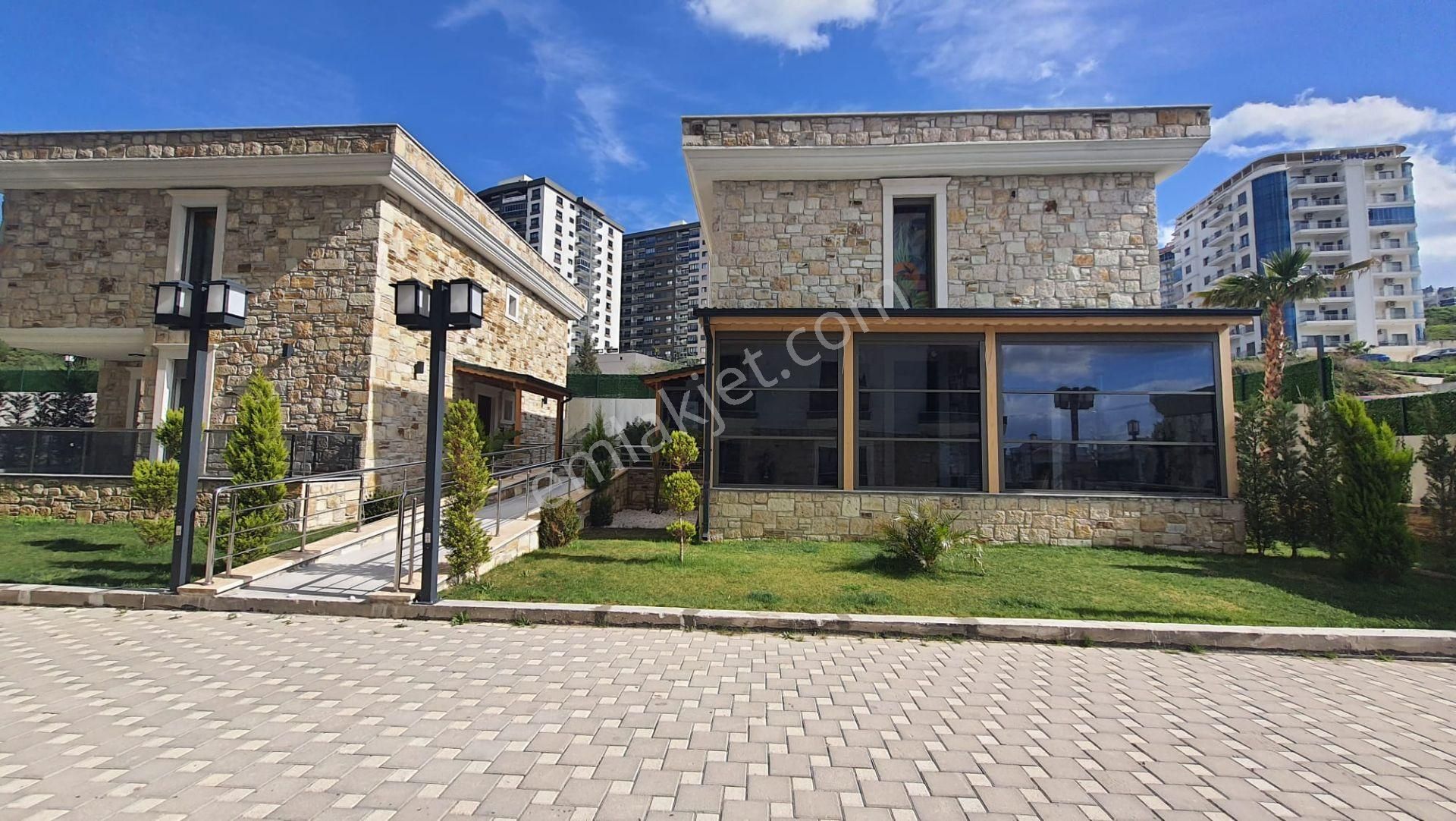 Ulukent Kent'2 De Satılık Site İçi 3 Katlı Taş Tribleks Villa - Görsel 5