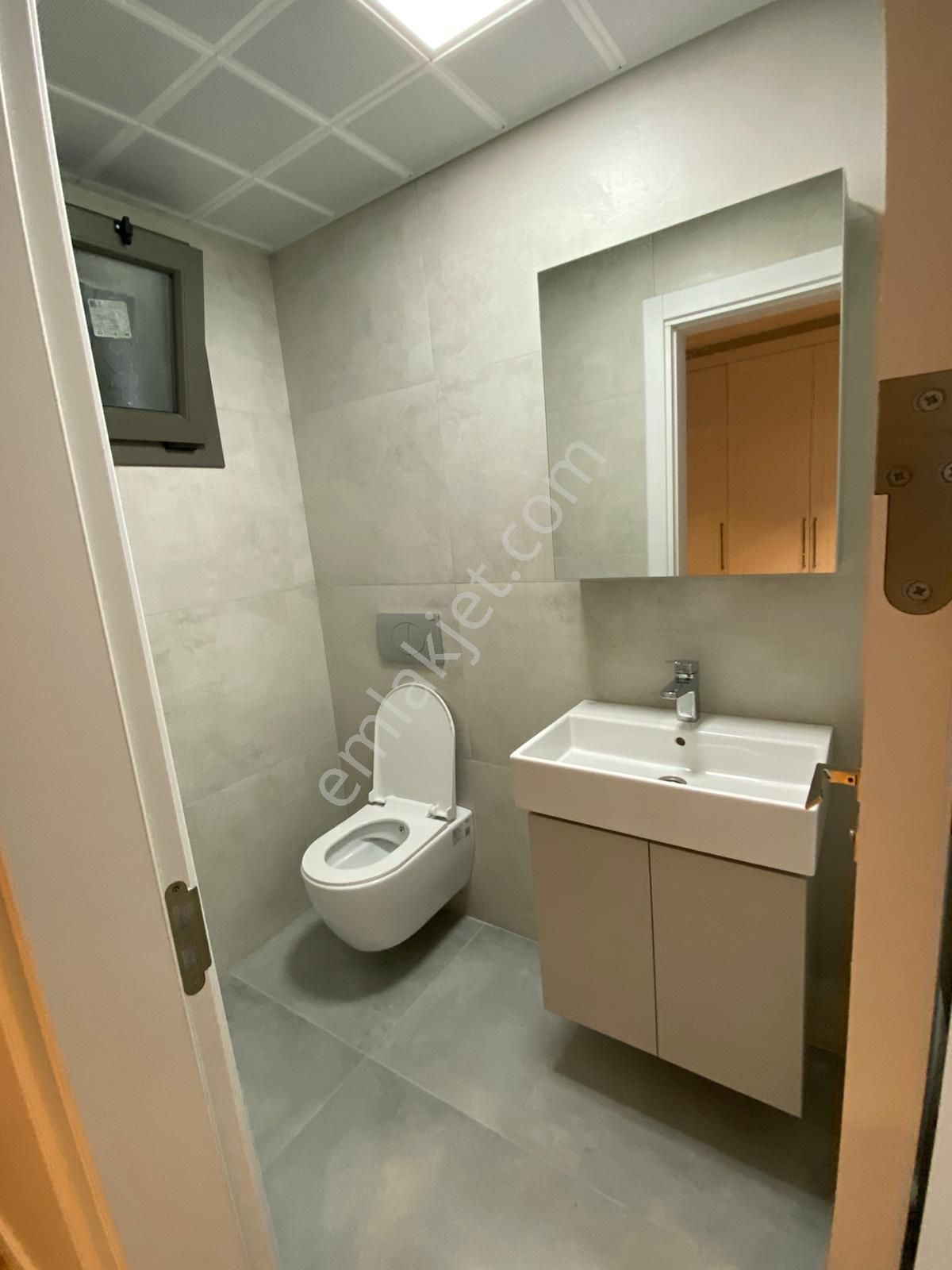 Ulukent Kent'2 De Satılık Site İçi 3 Katlı Taş Tribleks Villa - Görsel 20