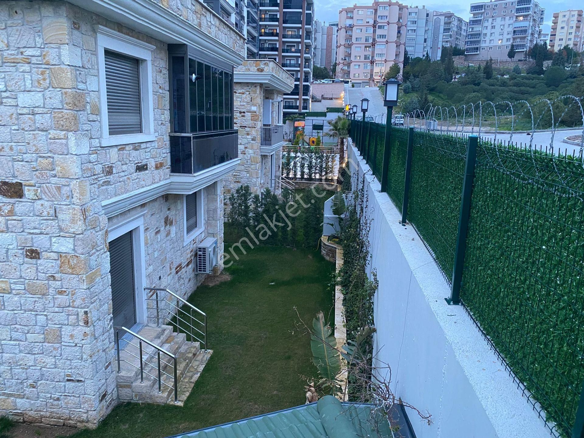 Ulukent Kent'2 De Satılık Site İçi 3 Katlı Taş Tribleks Villa - Görsel 11