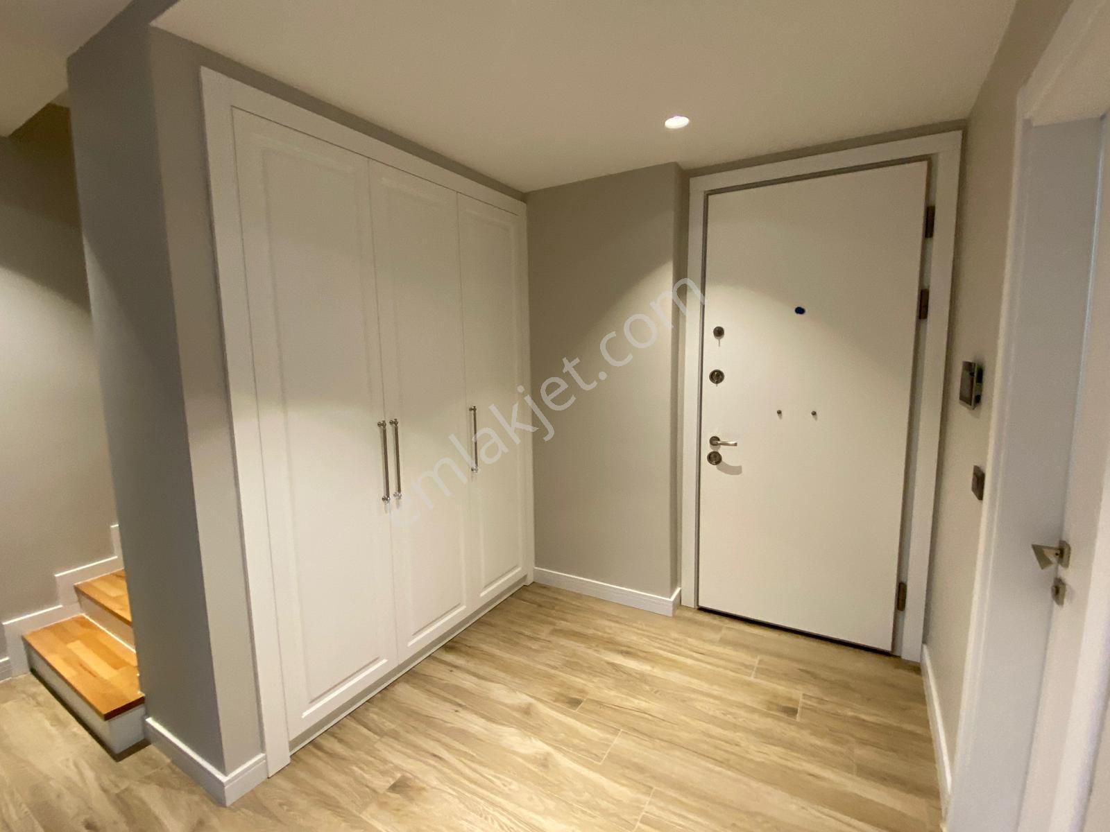 Ulukent Kent'2 De Satılık Site İçi 3 Katlı Taş Tribleks Villa - Görsel 15