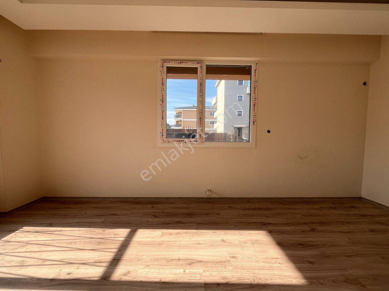 2 Milyon Kredi! İzban'a Çok Yakın, Ayrı Mutfaklı, Güney Cephe, 2+1 Daire - Görsel 3