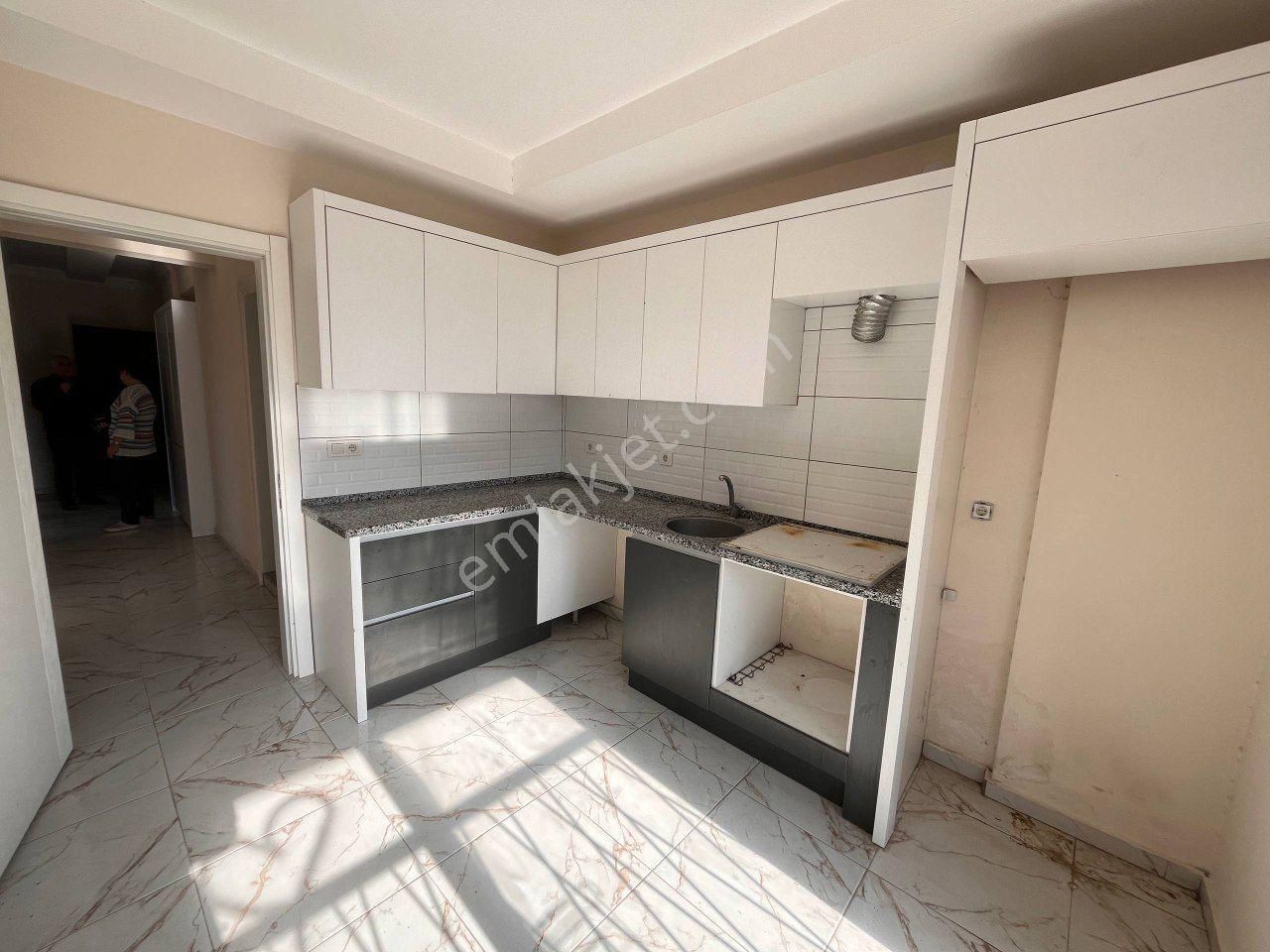 2 Milyon Kredi! İzban'a Çok Yakın, Ayrı Mutfaklı, Güney Cephe, 2+1 Daire