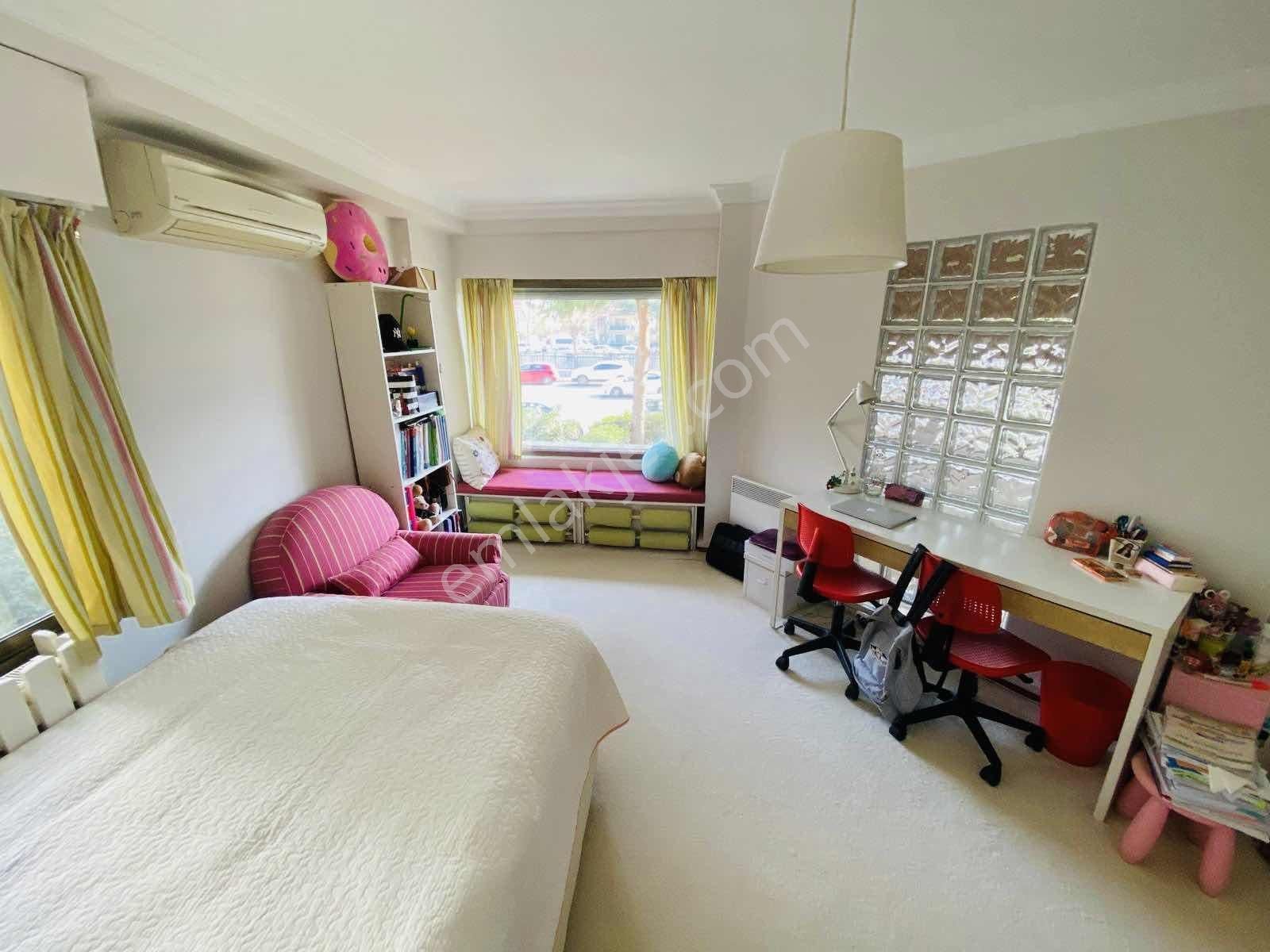 Bostanlı Villa Tadında Bahçeli Satılık 4+1 Dubleks - Görsel 13