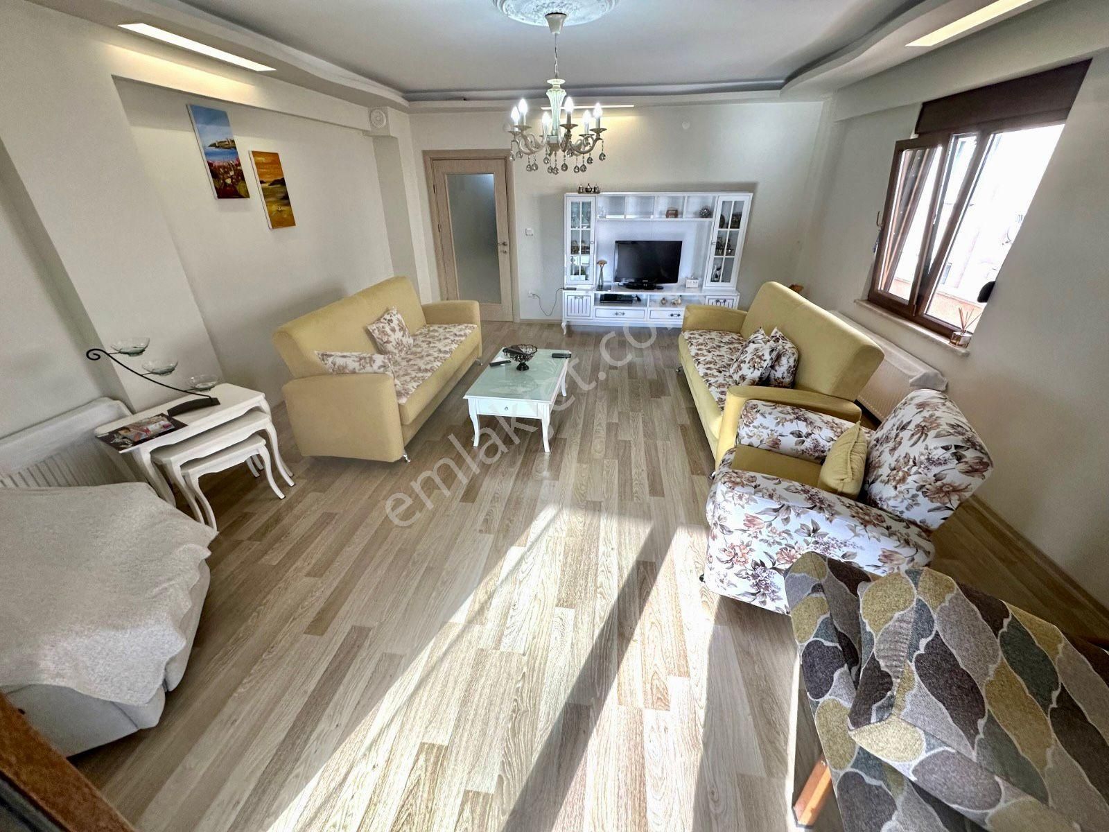 🏡 Referans'tan Akçay Merkez'de Geniş Ferah 3+1 Daire - Görsel 4