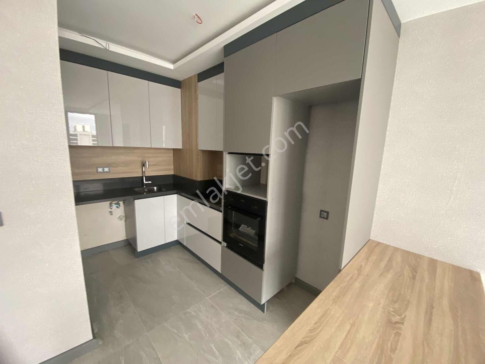 İpektaş Cadde'de Sıfır Full Eşyalı 7/24 Güv.1+1 Kiralık Daire - Görsel 22