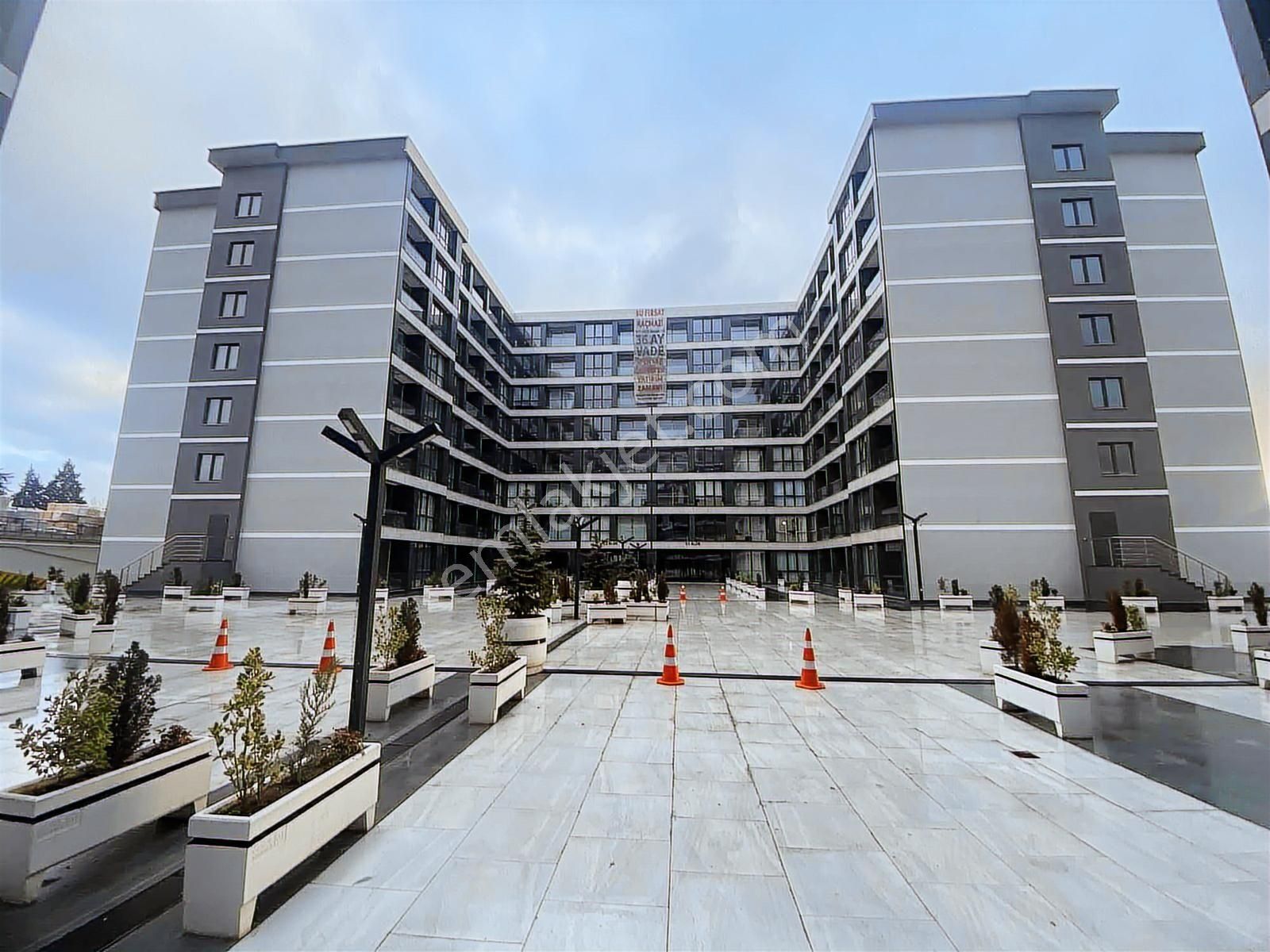 İpektaş Cadde'de Full Eşyalı 7/24 Güv. 1+1 Kiralık Daire - Görsel 17