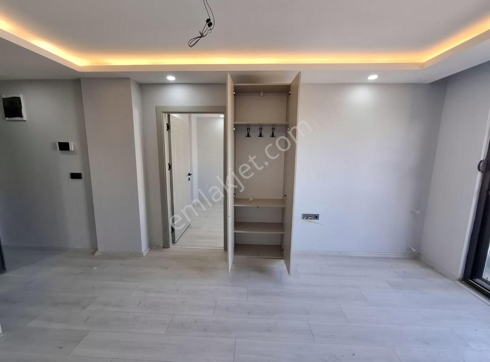 Fevzi Çakmak'da Katta Etrafı Açık Satılık 1+1 Sıfır Daire - Görsel 10