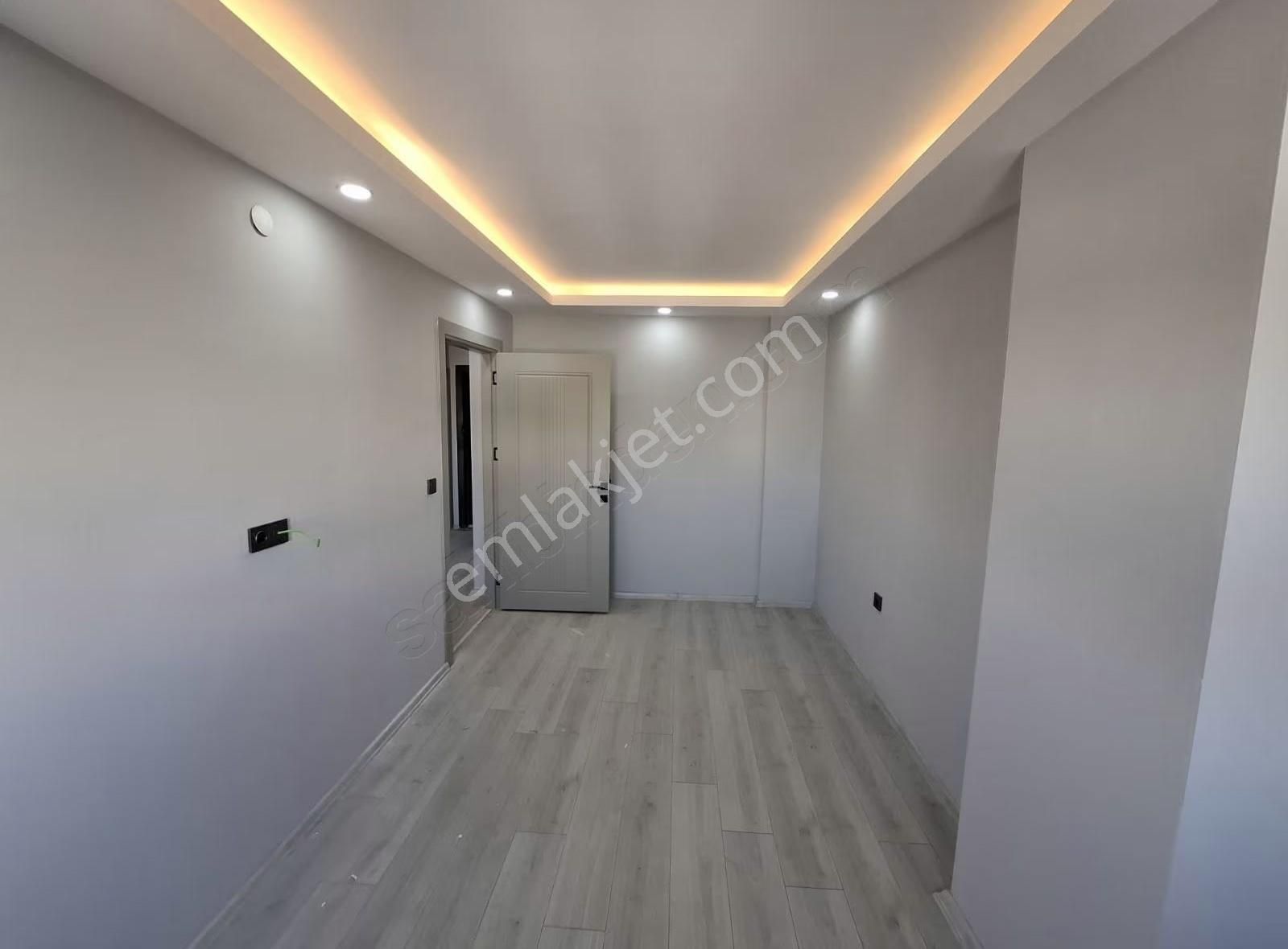 Fevzi Çakmak'da Katta Etrafı Açık Satılık 1+1 Sıfır Daire - Görsel 4