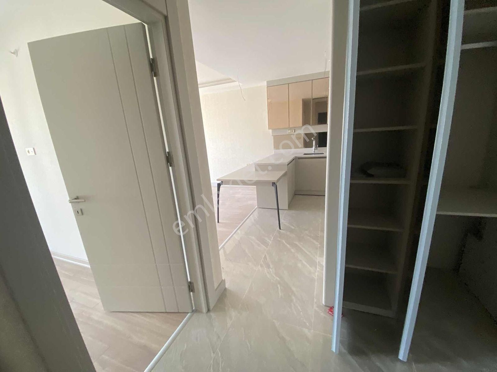 Batıkent Çakırlar Yuvada Astimparkmodern Havuzcephe 1+1 Kiralık - Görsel 3