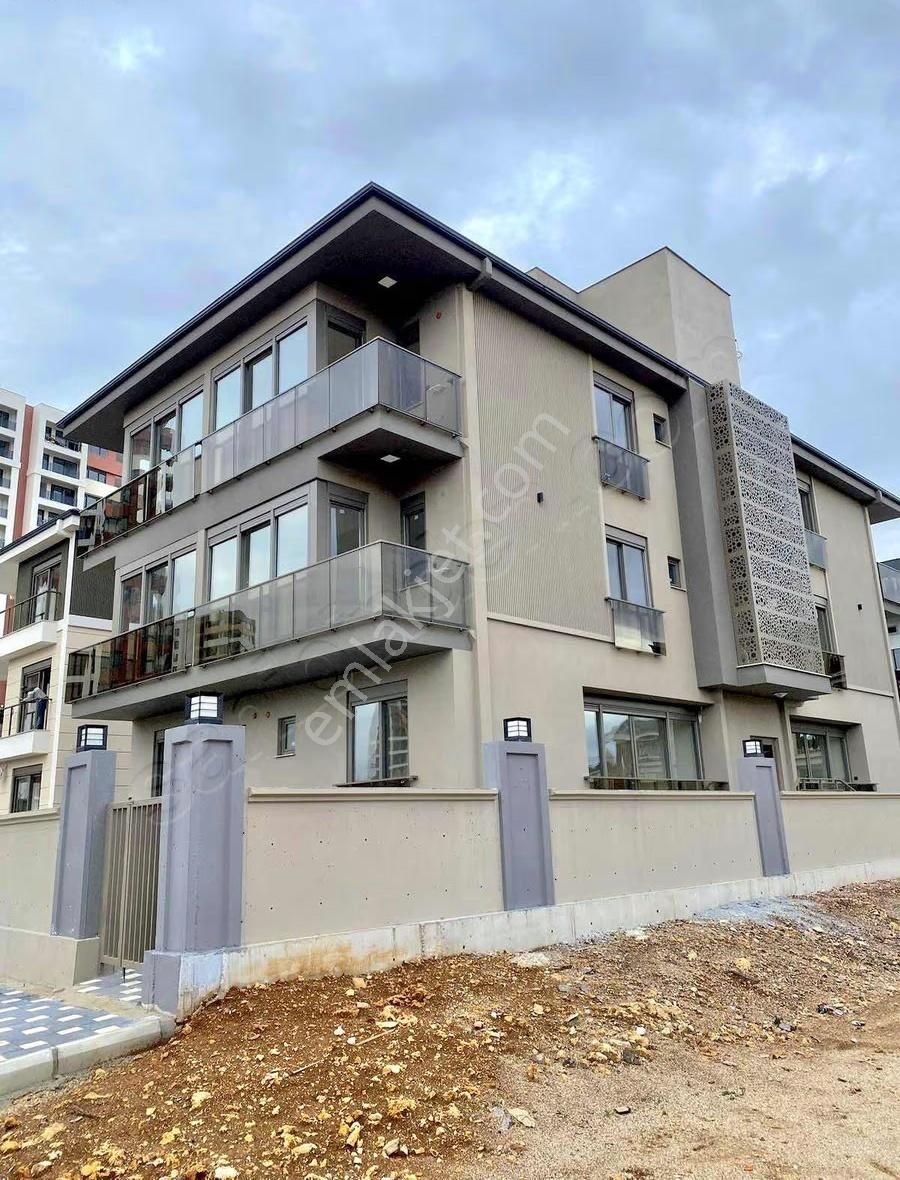 Döşemealtın'da Üniversite Ve Hastane Yakını Kiralık 1+1 Daire - Görsel 6