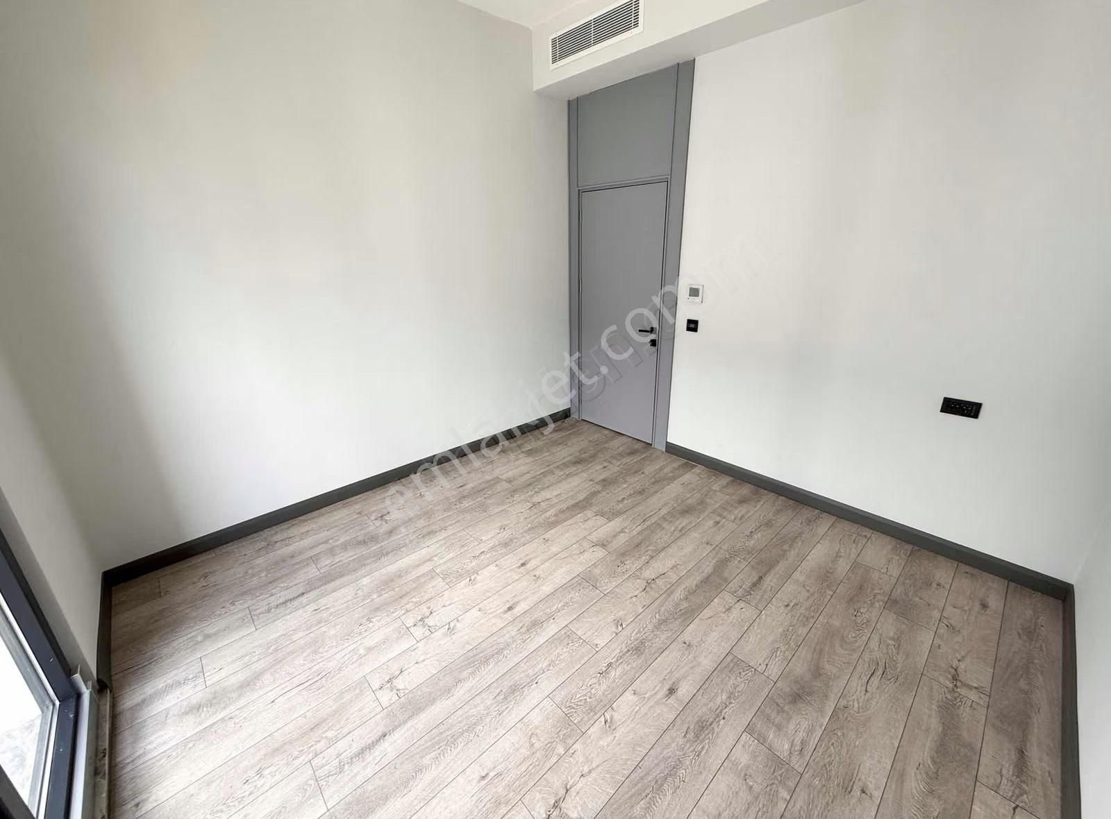 Döşemealtın'da Müstakil Havuz'lu 4+1 Villa - Görsel 6