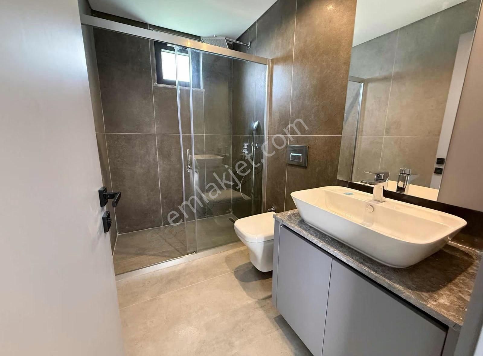 Döşemealtın'da Müstakil Havuz'lu 4+1 Villa - Görsel 2