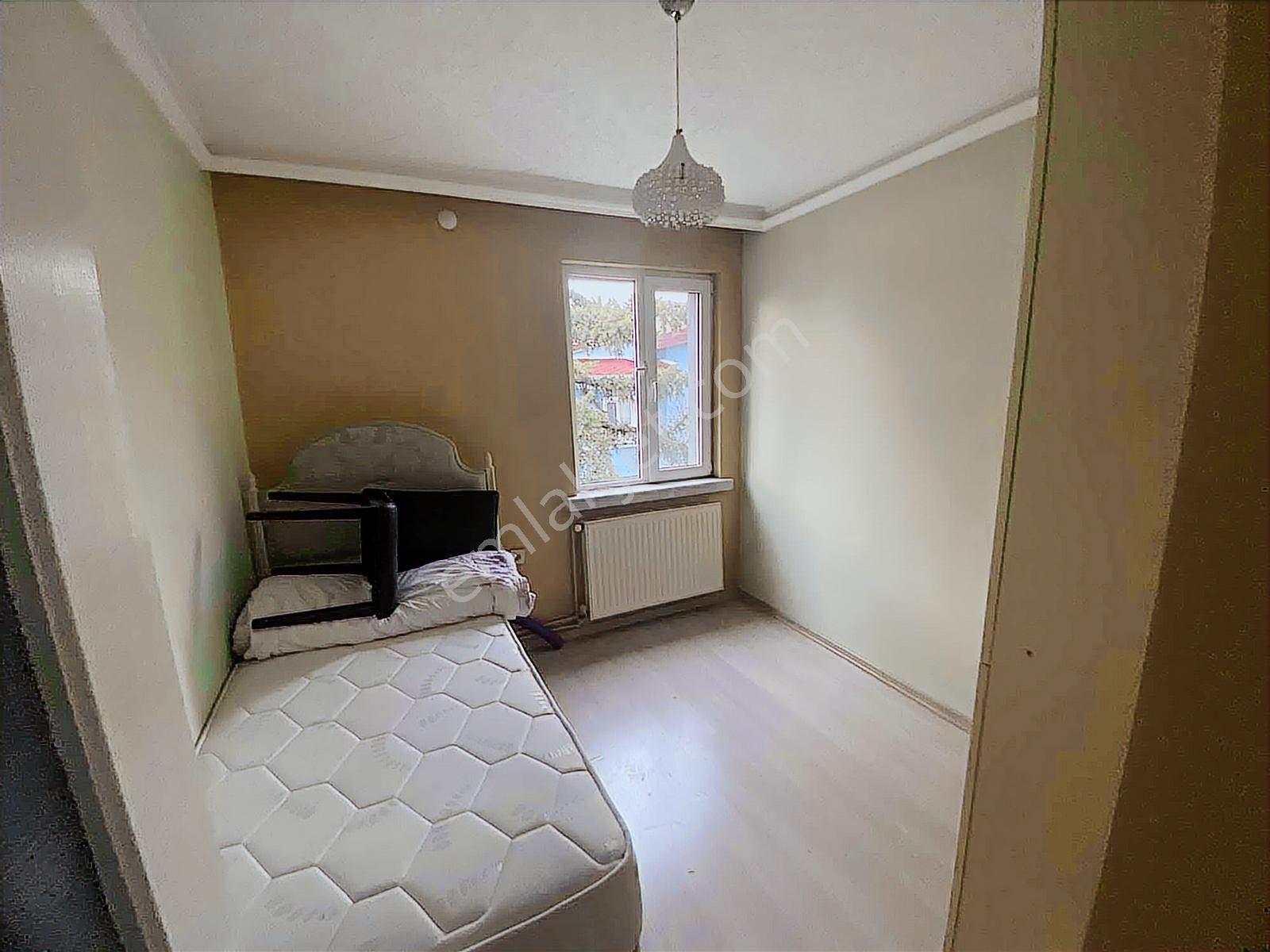 Batıkent İnönümah. Yapılı Bahçeli Teraslı 5.5+1 Kiralık Müstakil - Görsel 3