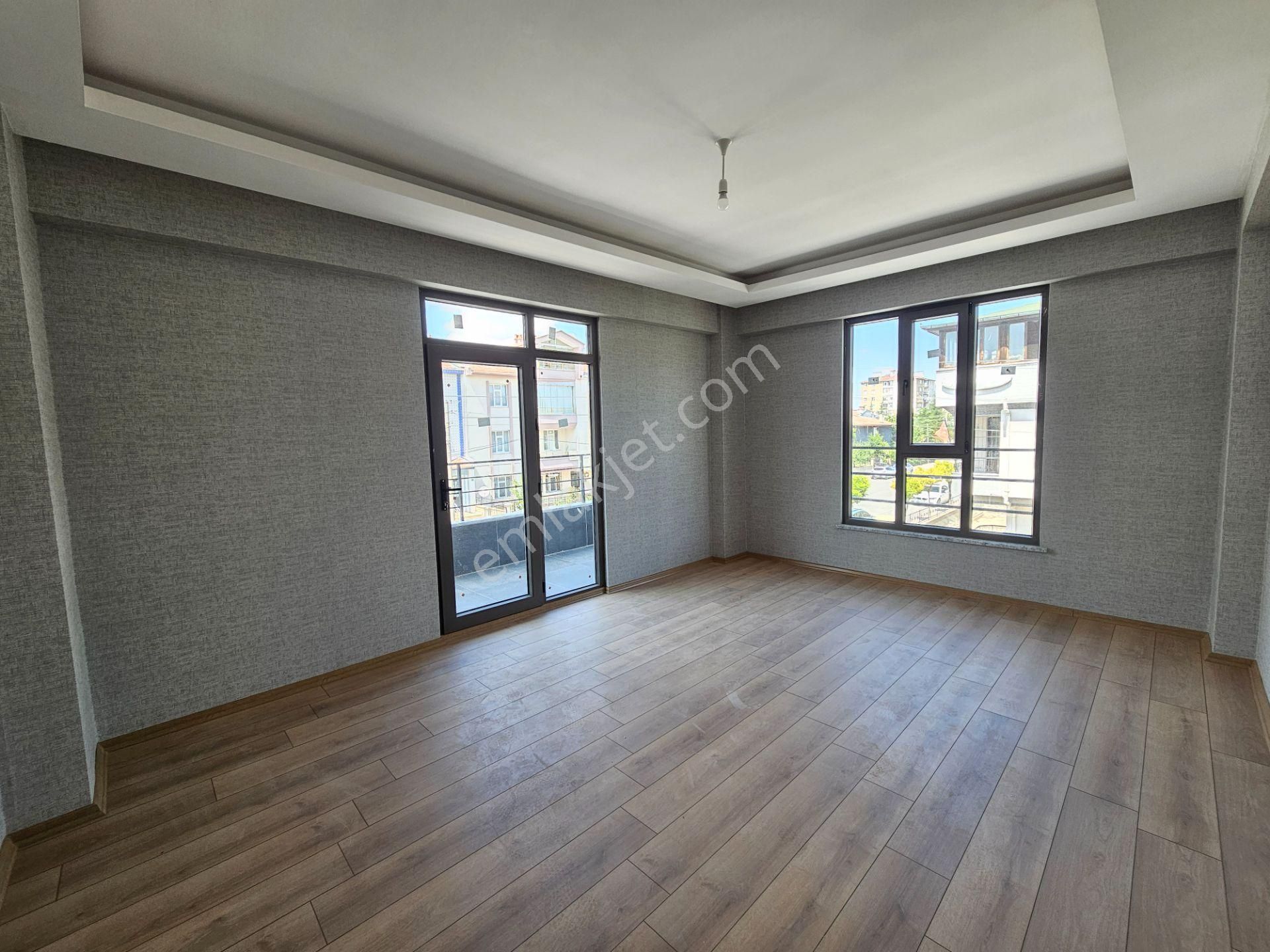 Cadde Yakınıişyapar Gayrimenkul'den Sıfır Lüks 2+1 Daire - Görsel 3