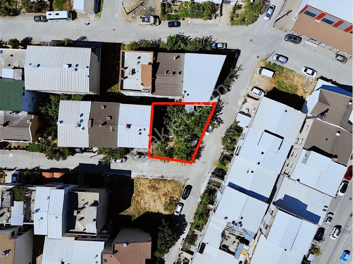 Hamitlerde Köşe Parsel Satılık Arsa 2,5 Kat İmar İzinli - Görsel 12