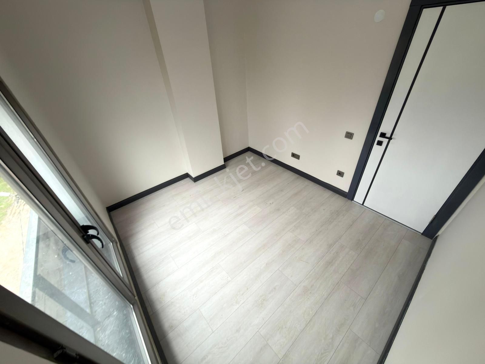 🏡 Referans'tan İkizçay'da Modern Tasarımlı Ebeveyn Banyolu Ön Cpehe 3+1 Dubleks - Görsel 23