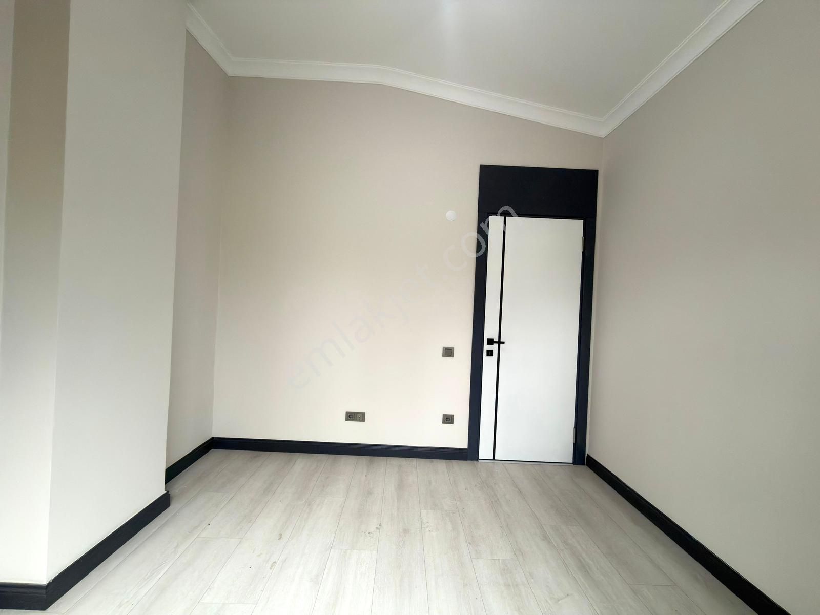 🏡 Referans'tan İkizçay'da Modern Tasarımlı Ebeveyn Banyolu Ön Cpehe 3+1 Dubleks - Görsel 30