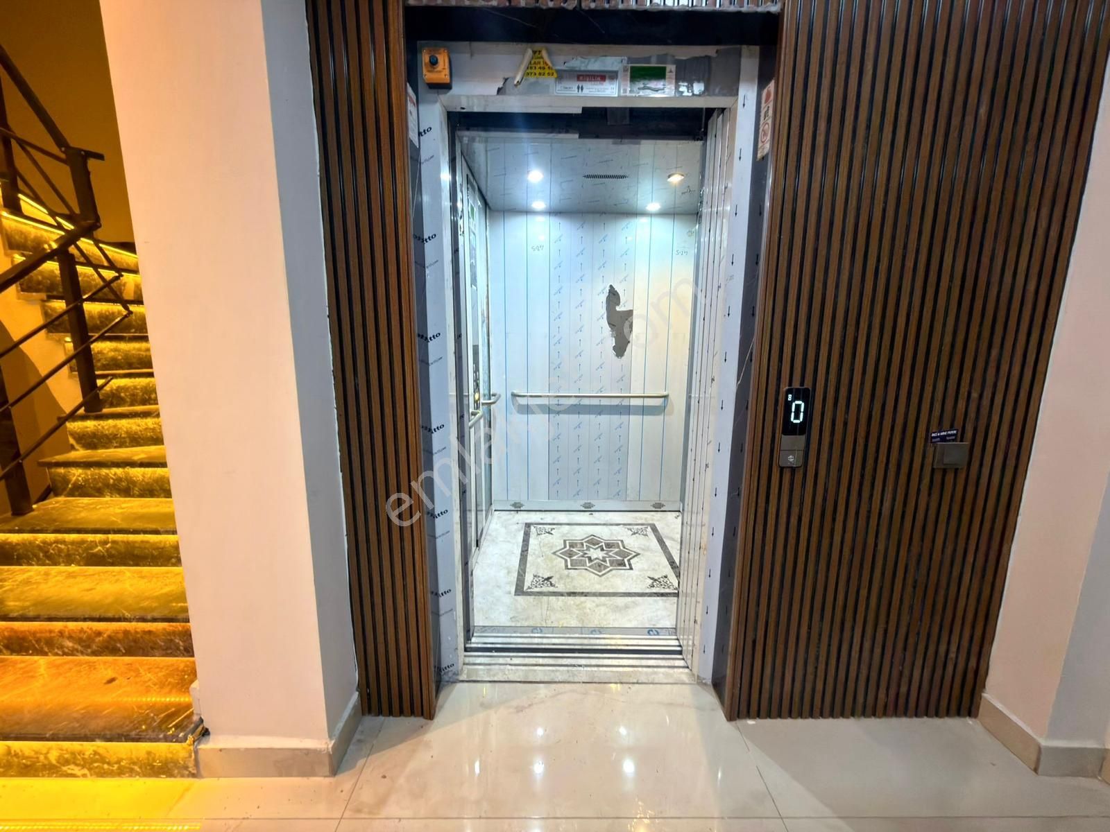 🏡 Referans'tan İkizçay'da Modern Tasarımlı Ebeveyn Banyolu Ön Cpehe 3+1 Dubleks - Görsel 34