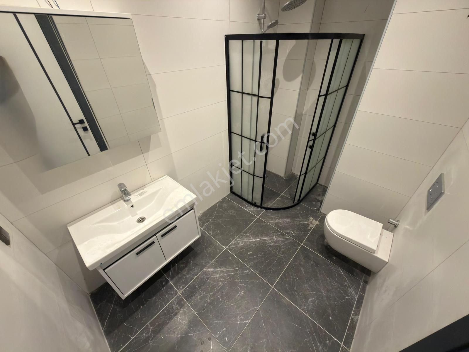 🏡 Referans'tan İkizçay'da Modern Tasarımlı Ebeveyn Banyolu Ön Cpehe 3+1 Dubleks - Görsel 13