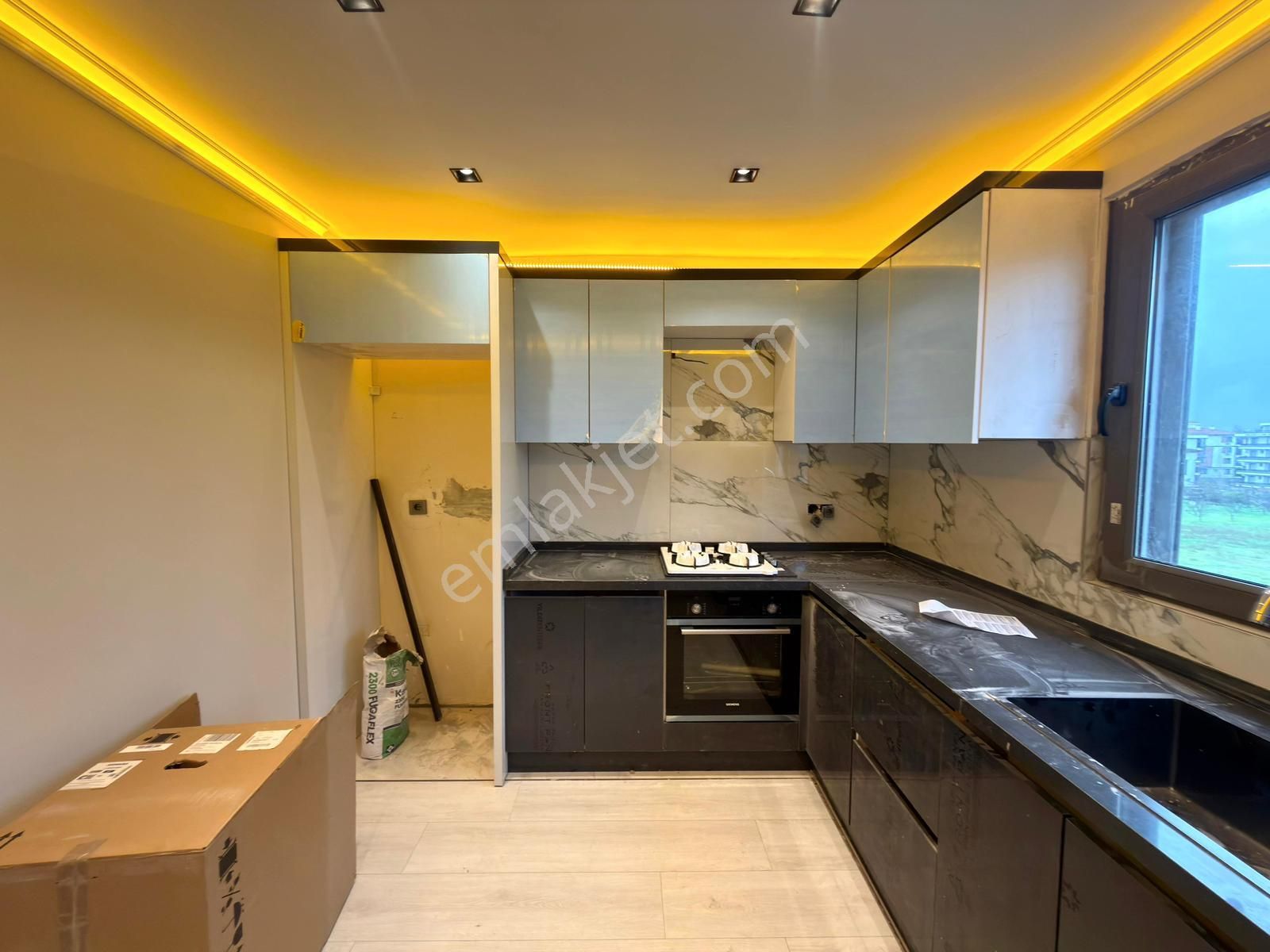 🏡 Referans'tan İkizçay'da Modern Tasarımlı Ebeveyn Banyolu Ön Cpehe 3+1 Dubleks - Görsel 3