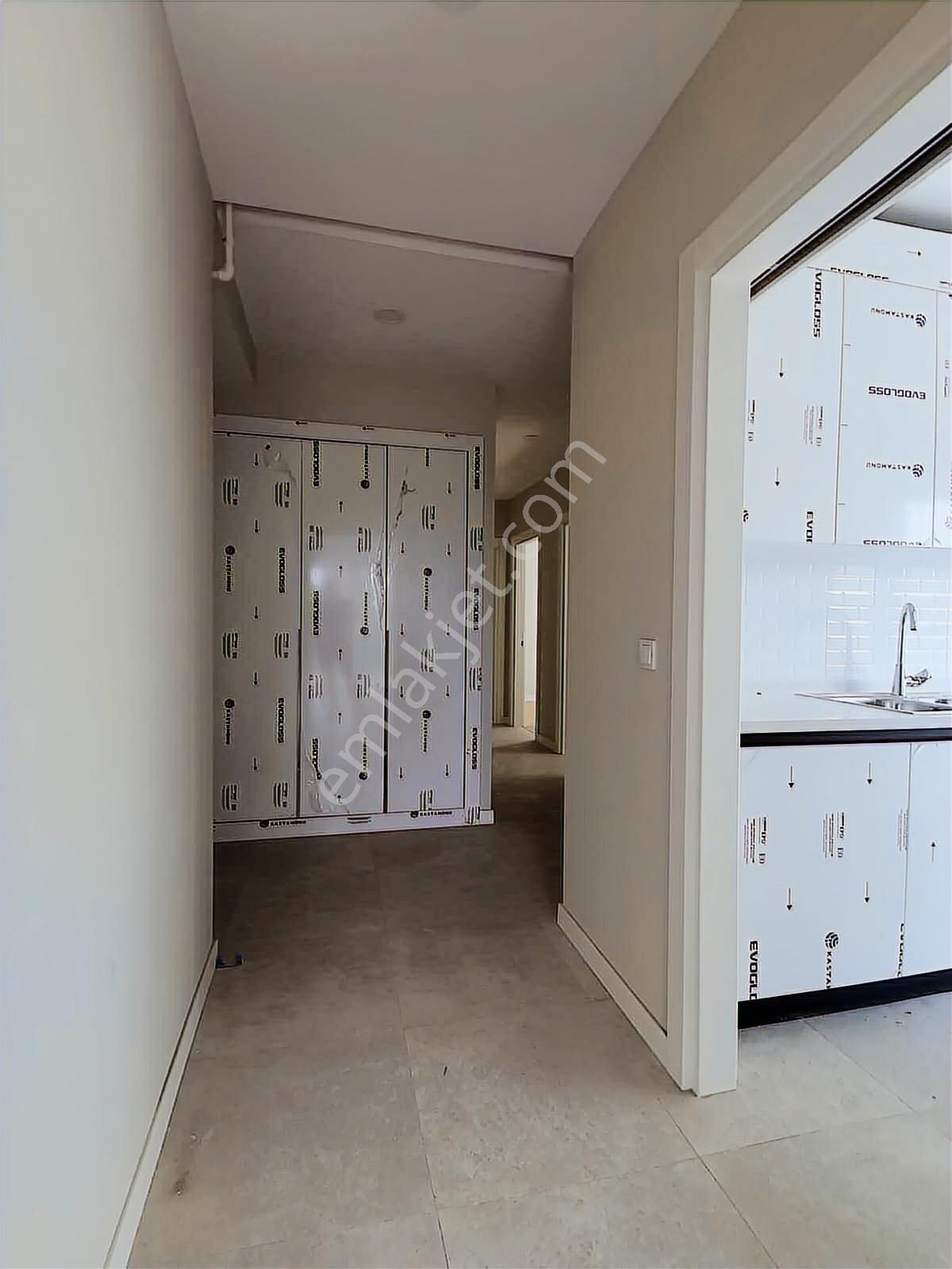 Kapanmaz Deniz Manzaralı,prestijli Konumda Satılık 3+1 Daire - Görsel 32