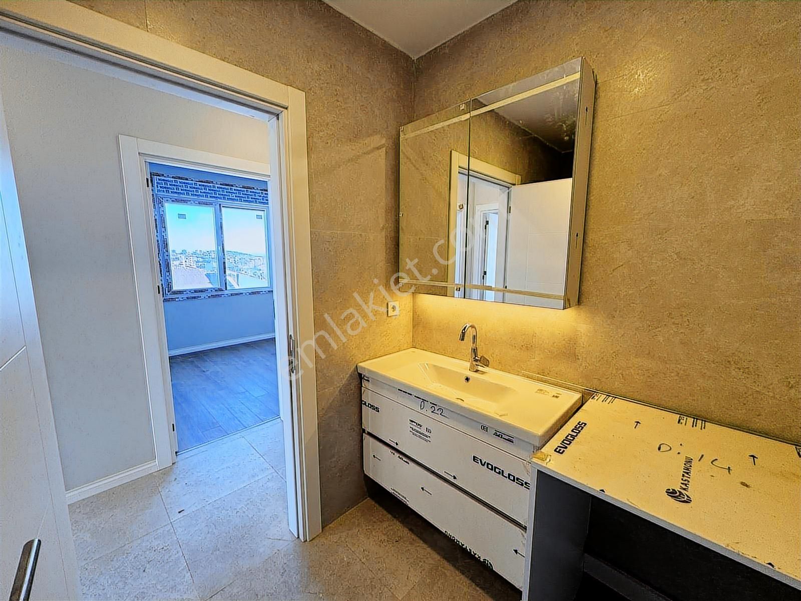 Kapanmaz Deniz Manzaralı,prestijli Konumda Satılık 3+1 Daire - Görsel 8