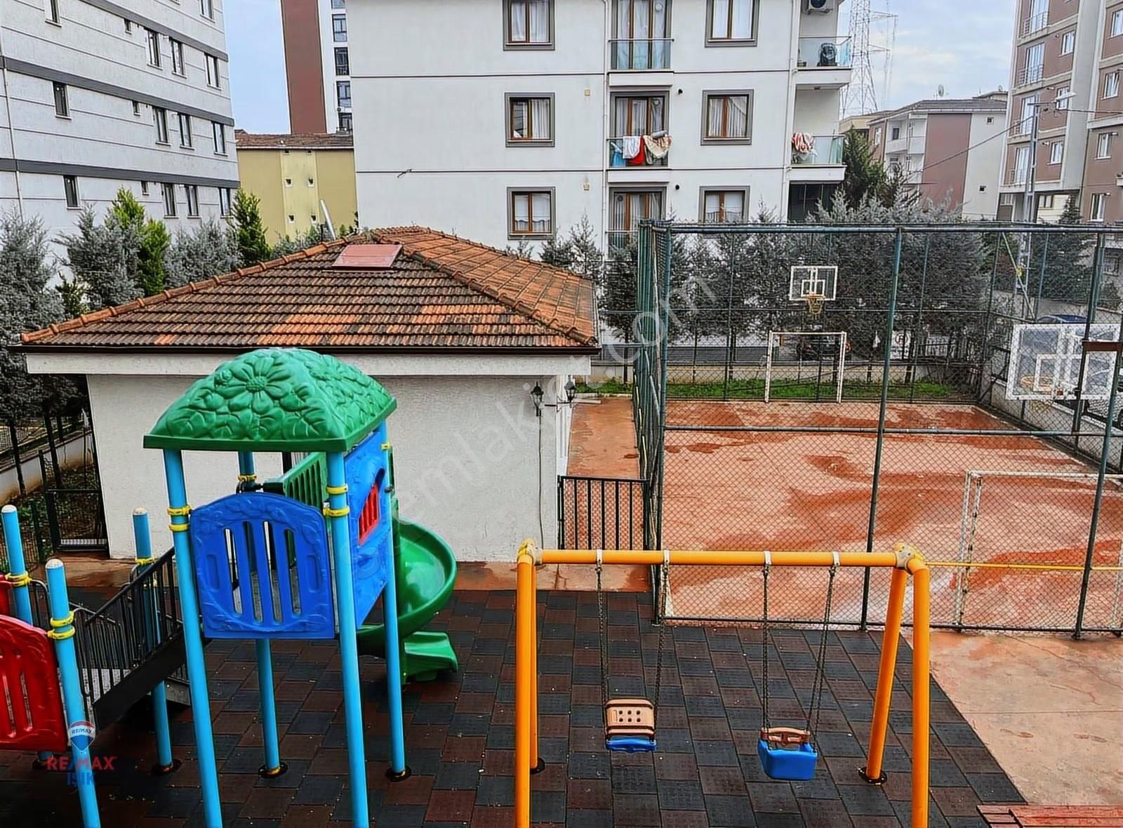 Kurtköy Merkez'de, Lüks Sitede Kiralık Ebeveyn Banyolu Geniş 3+1 - Görsel 10
