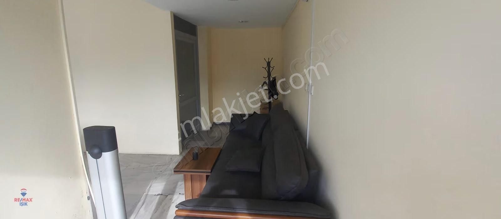 Cadde Üzerinde Kiralık Dükkan - Görsel 30