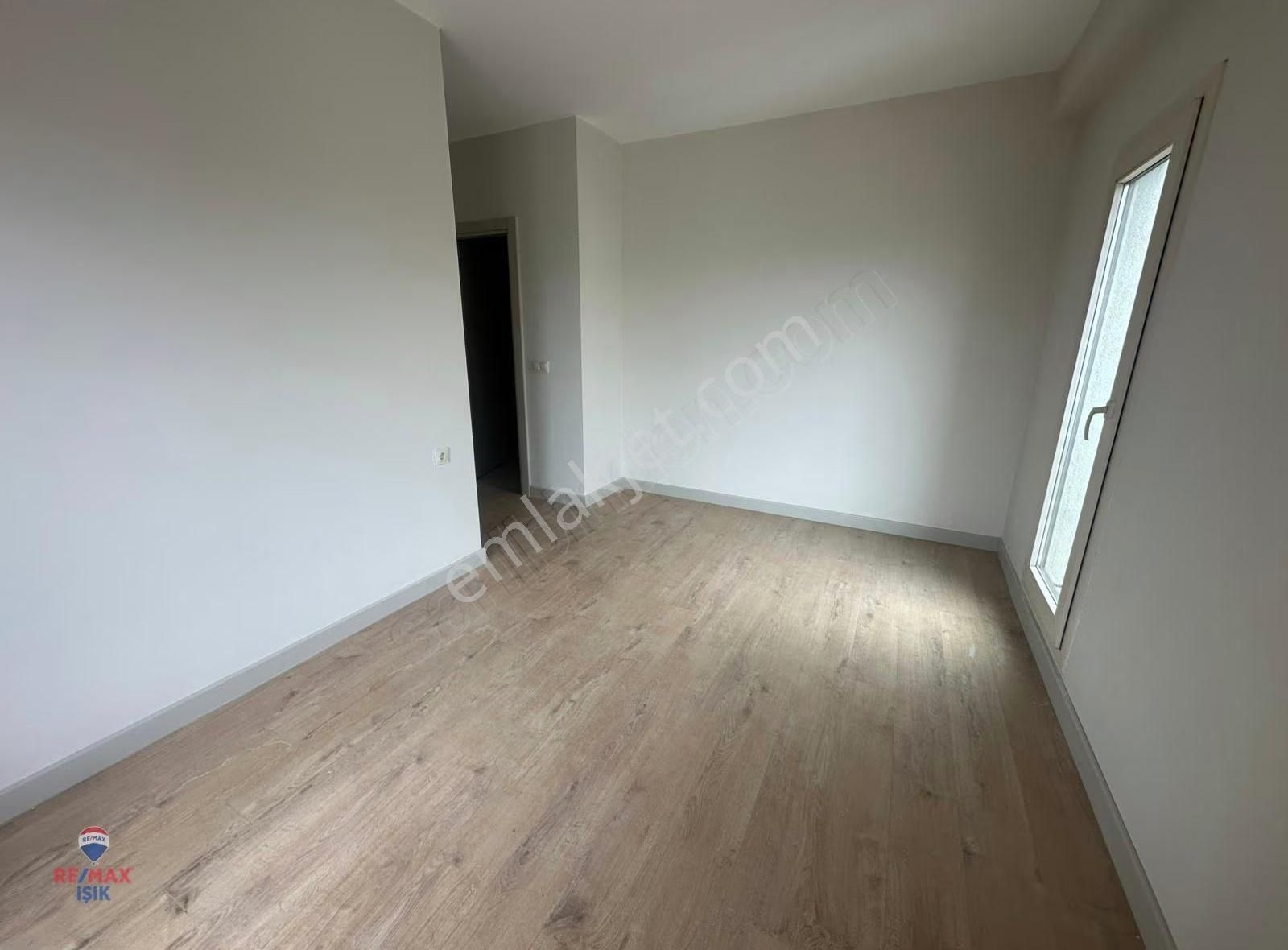 Sultanbeyli Mimar Sinan Evlerinde Kiralık 3+1 Daire - Görsel 15
