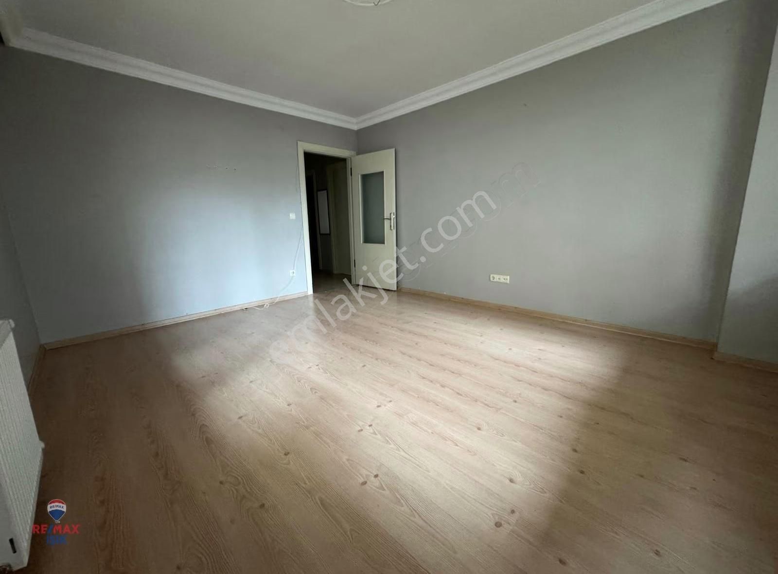 Çekmeköy Merkez Mahallesinde Satılık 2+1 Daire - Görsel 9