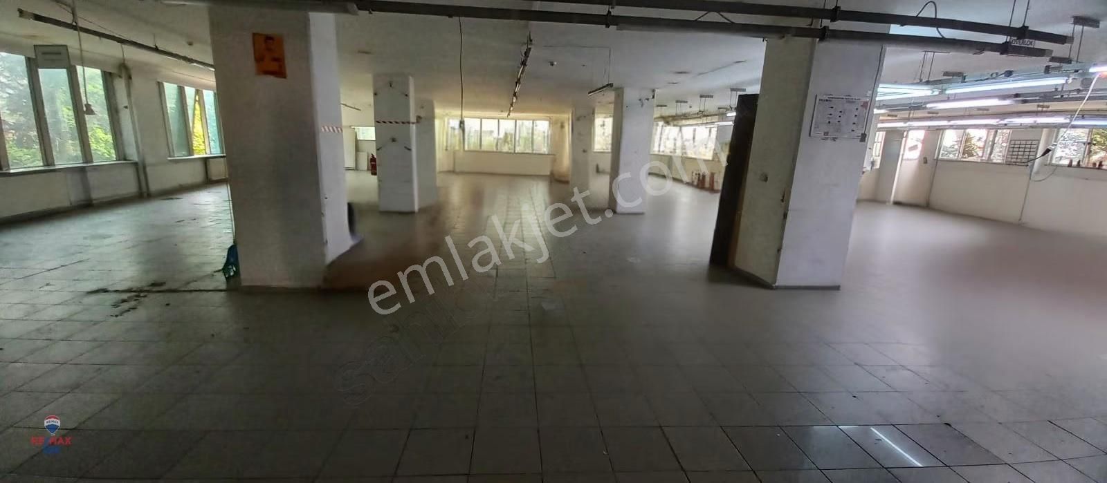 Sancaktepe'de Merkezi Lokasyonda İskanlı Alternatifli 800 M² - Görsel 3