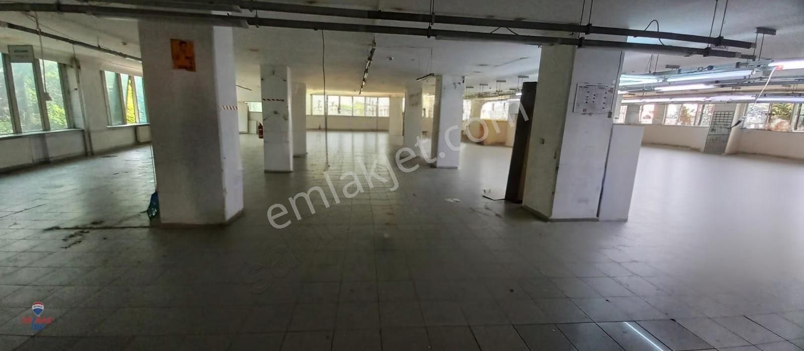 Sancaktepe'de Merkezi Lokasyonda İskanlı Alternatifli 800 M² - Görsel 16