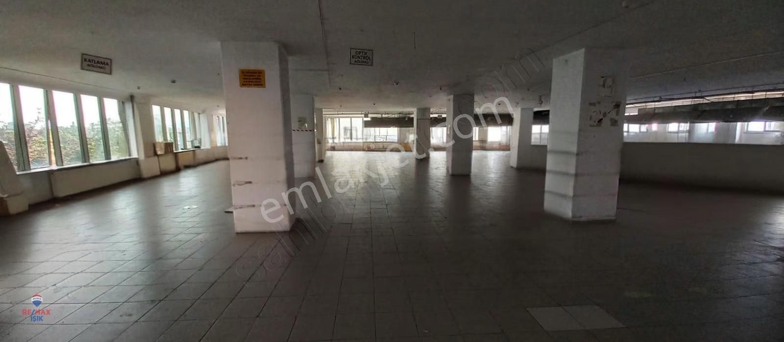 Sancaktepe'de Merkezi Lokasyonda İskanlı Alternatifli 800 M² - Görsel 10