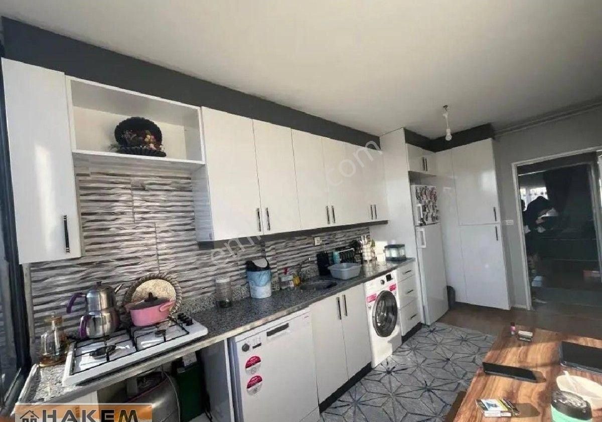 Hakem Emlak'tan İçi Yapılı Merkezî Lokasyon 2+1 Daire - Görsel 3