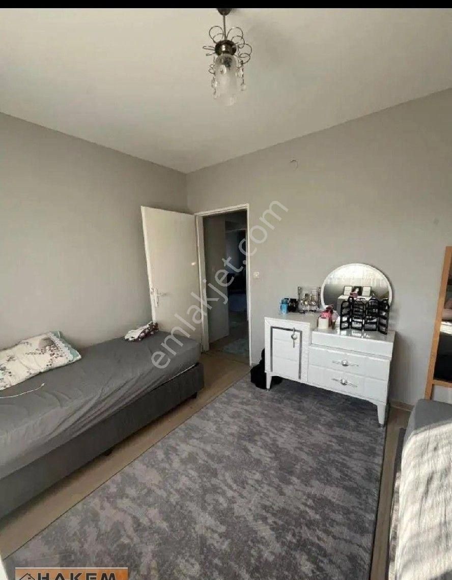 Hakem Emlak'tan İçi Yapılı Merkezî Lokasyon 2+1 Daire - Görsel 4