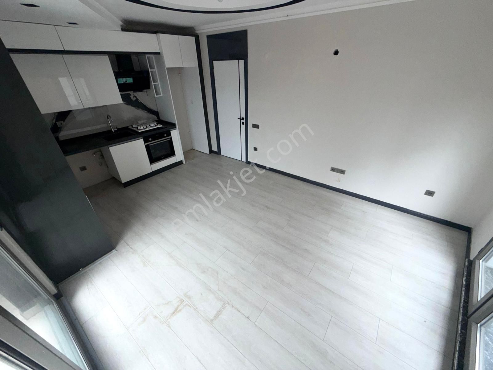 🏡 Referans'tan İkizçay'da Ön Cephe Ara Kat 1+1 Daire - Görsel 11