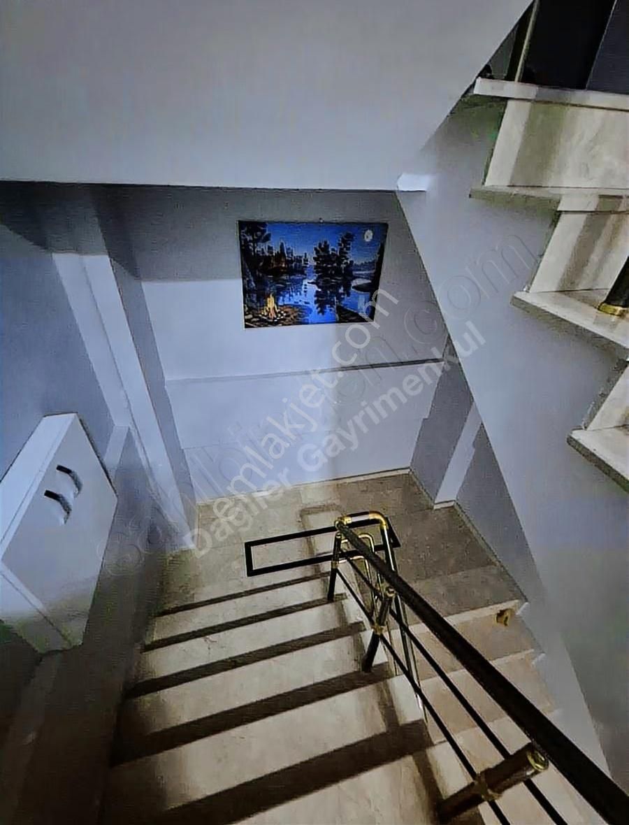 Merkezi Konumda Memura Kiralık Daire. - Görsel 2