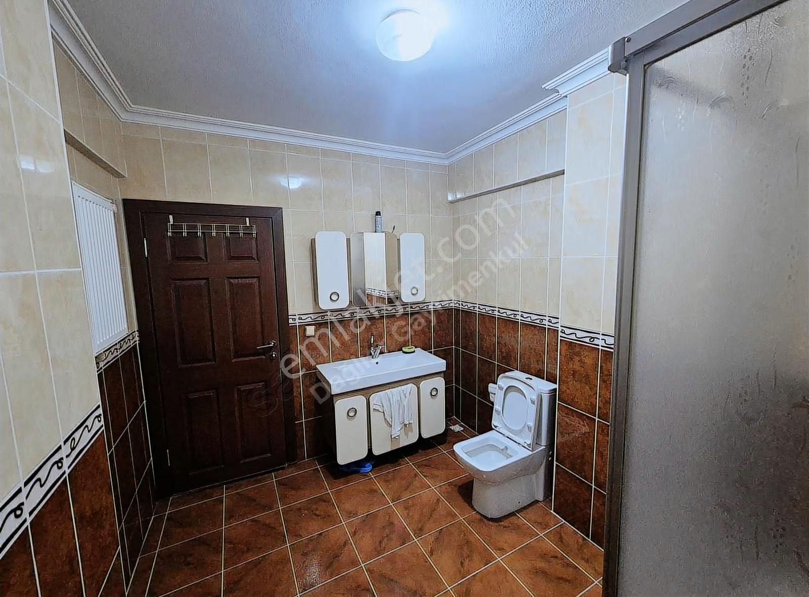 Merkezi Konumda Memura Kiralık Daire. - Görsel 17