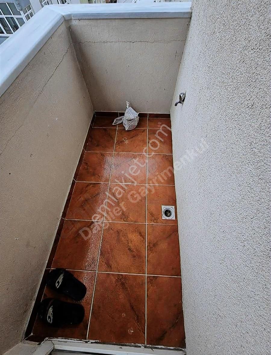 Merkezi Konumda Memura Kiralık Daire. - Görsel 14
