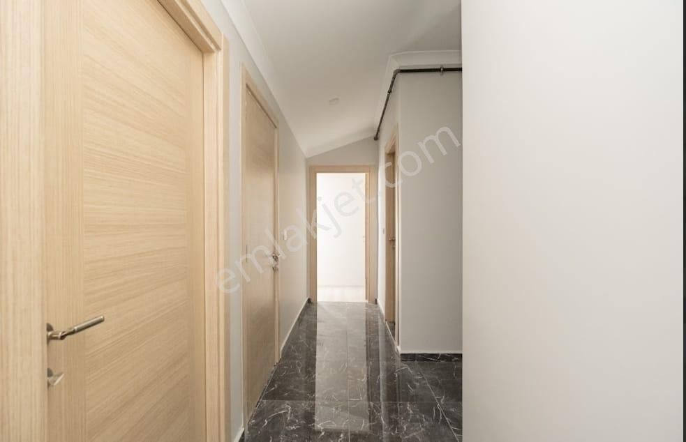 Kaçmaz'dan Küçükyalı Metro Yakını Lüks Ferah 4+2 Dubleks - Görsel 13