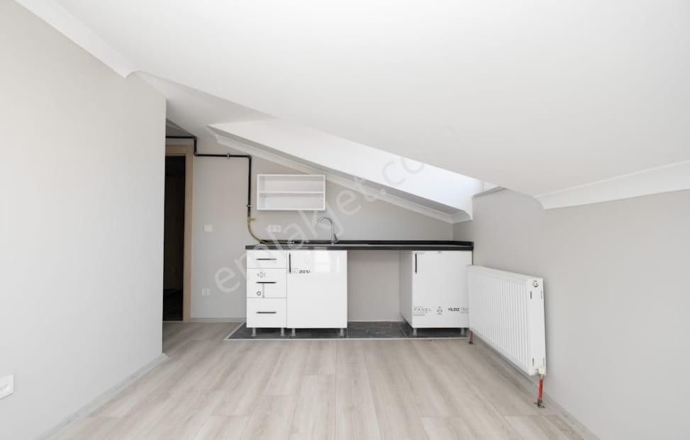 Kaçmaz'dan Küçükyalı Metro Yakını Lüks Ferah 4+2 Dubleks - Görsel 23