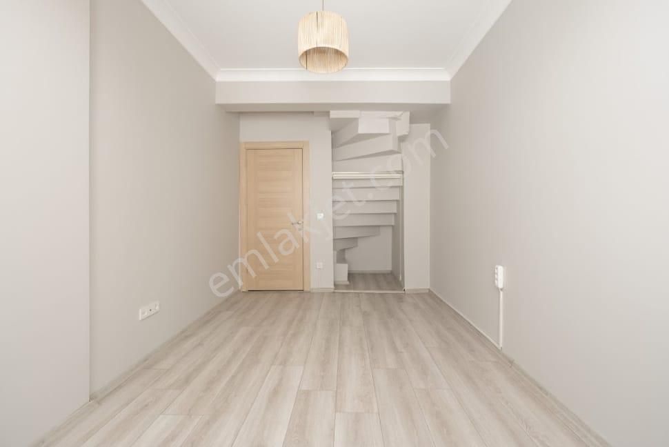 Kaçmaz'dan Küçükyalı Metro Yakını Lüks Ferah 4+2 Dubleks - Görsel 22