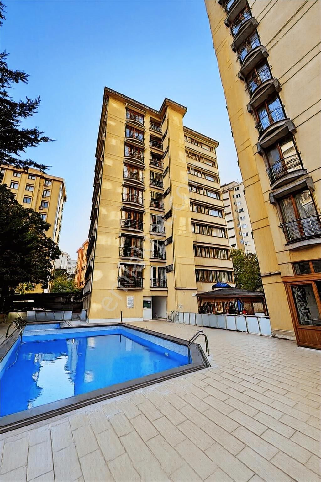 Poyraz'dan Kozyatağı'nda Site İçinde 7/24 Güvenlikli Havuzlu 3+1 - Görsel 26