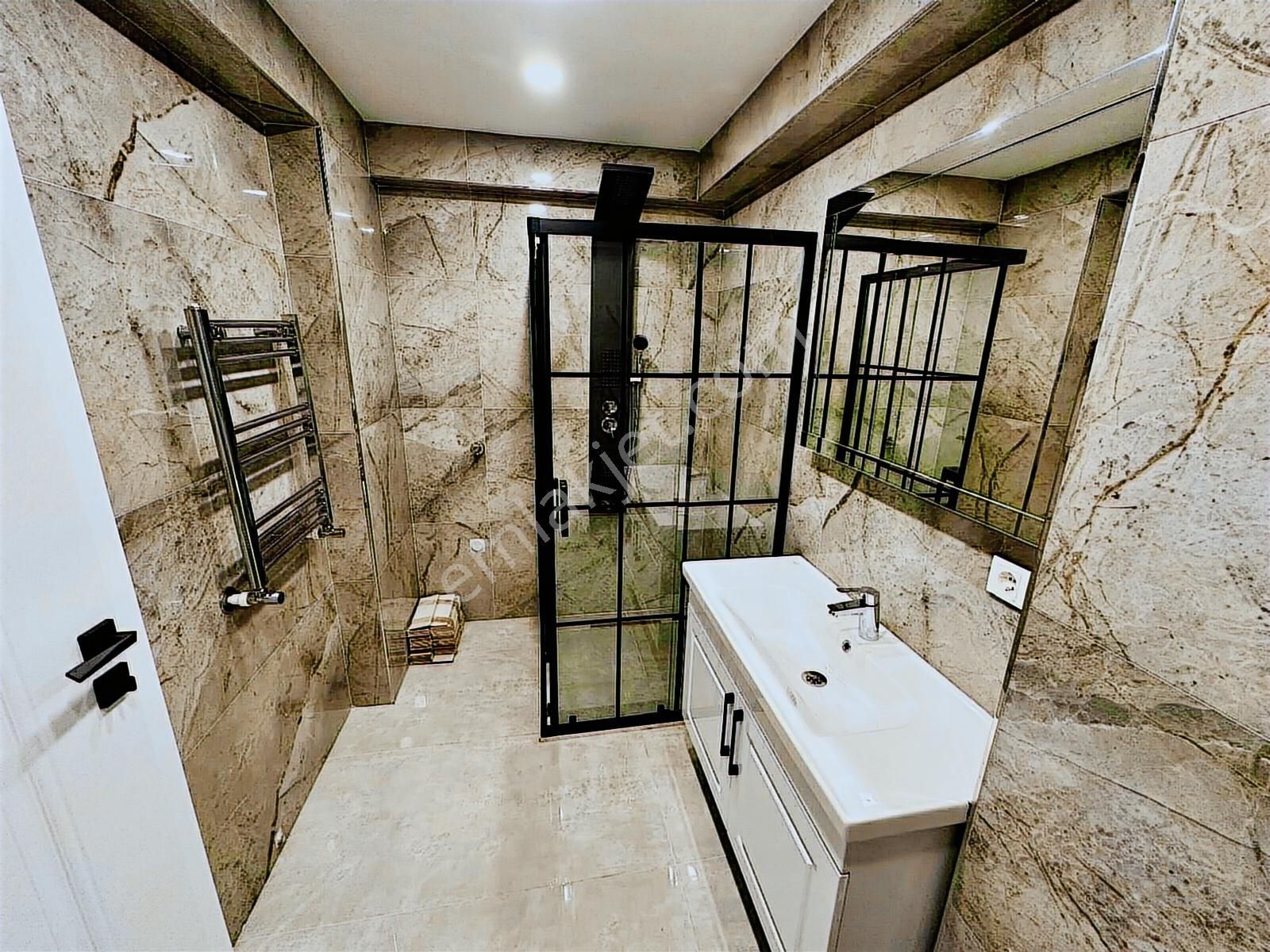 Poyraz'dan Kozyatağı'nda Site İçinde 7/24 Güvenlikli Havuzlu 3+1 - Görsel 30