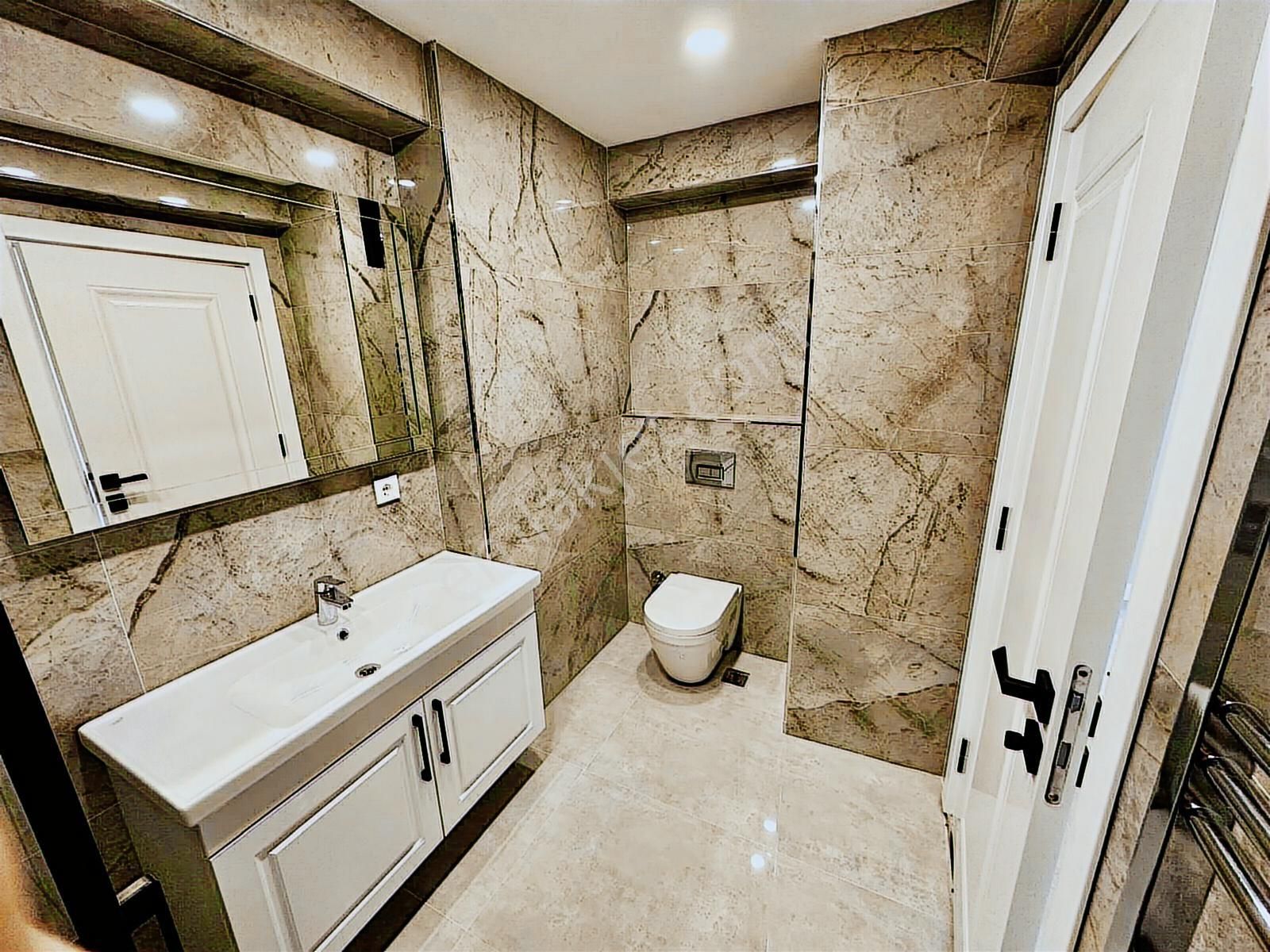 Poyraz'dan Kozyatağı'nda Site İçinde 7/24 Güvenlikli Havuzlu 3+1 - Görsel 13