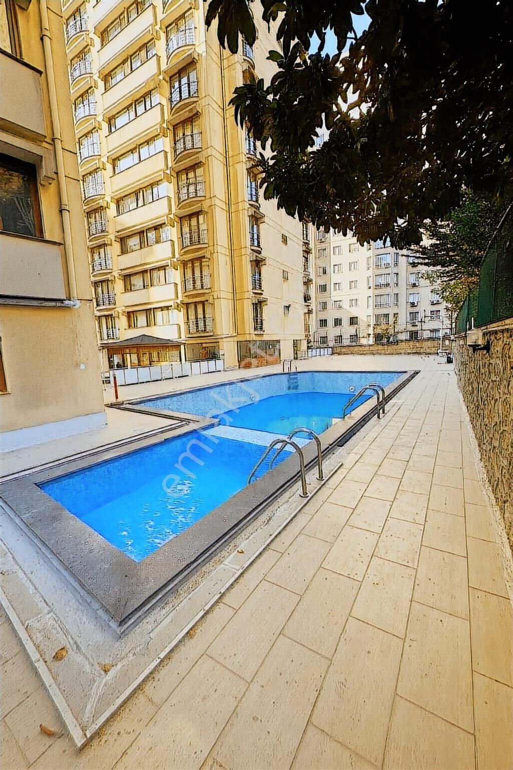 Poyraz'dan Kozyatağı'nda Site İçinde 7/24 Güvenlikli Havuzlu 3+1 - Görsel 3