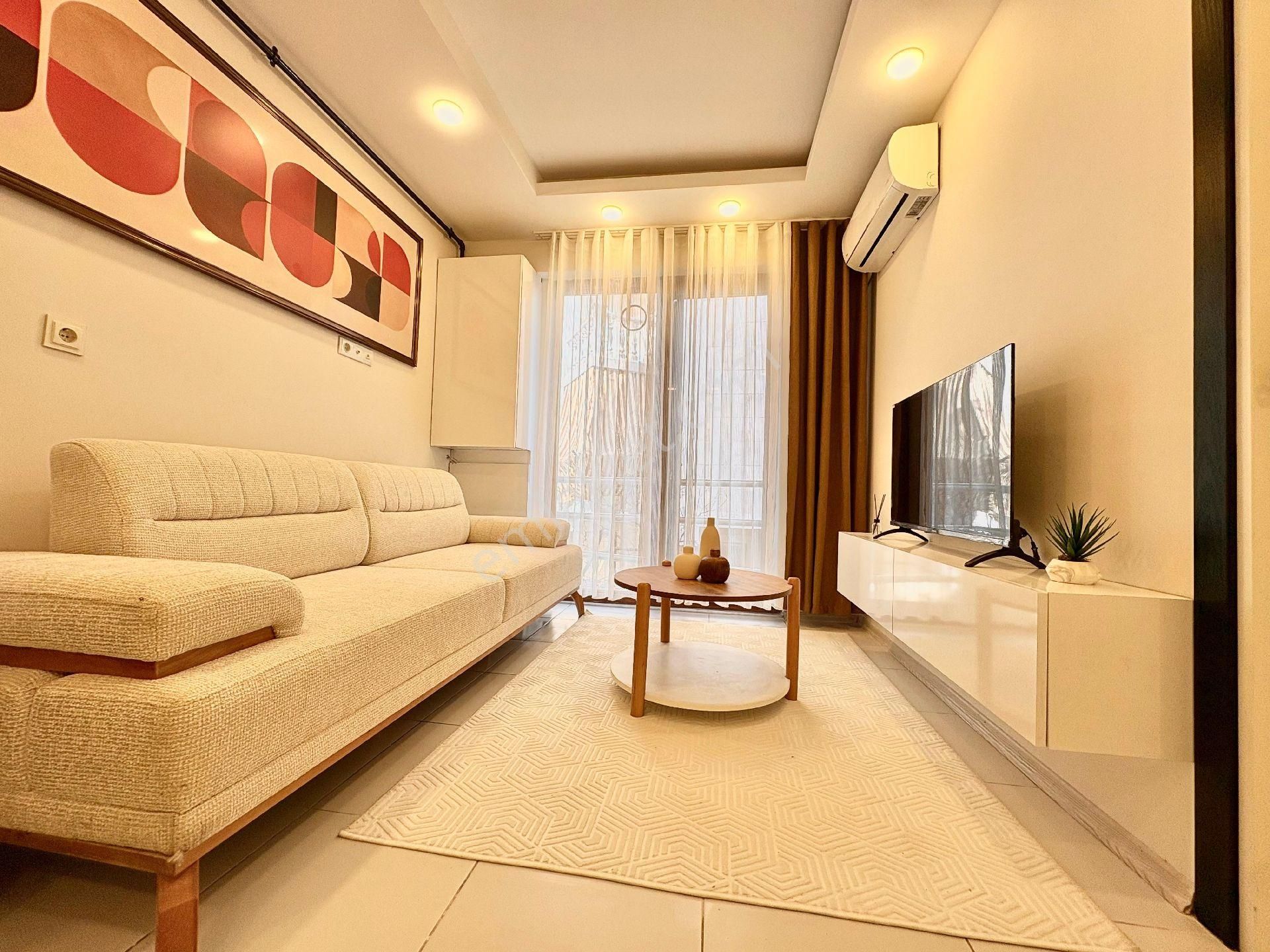 Saltak Caddesinde Heryere Yakın Apart Ara Kat Sıfır Eşyalı Apart